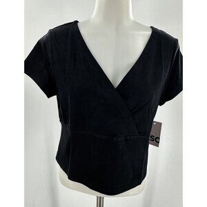 NWT SO The Favorite Tee Cross Over Juniors V-neck Short Sleeve Black Crop